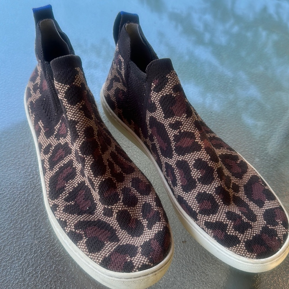 Rothy’s Bootie - Leopard Print. Like New Conditio… - image 1